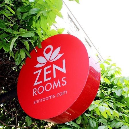 Zen Rooms Macallum George Town Esterno foto