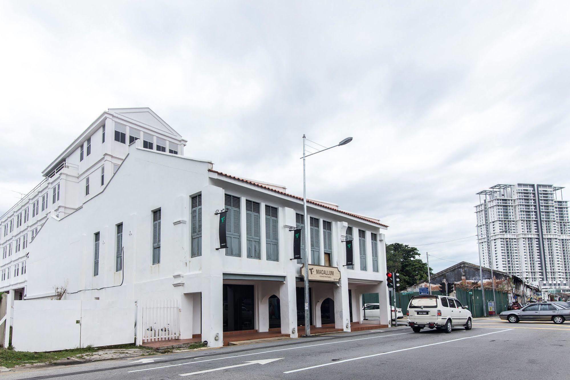 Zen Rooms Macallum George Town Esterno foto